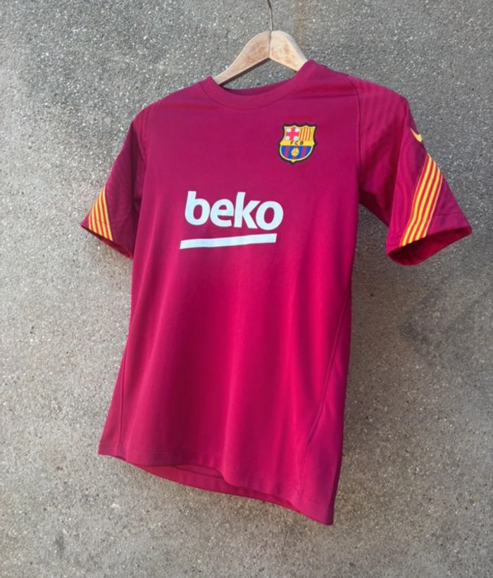 Maillot d'entraînement officiel FC Barcelone (Barça) saison 2019-2020. - photo numéro 13