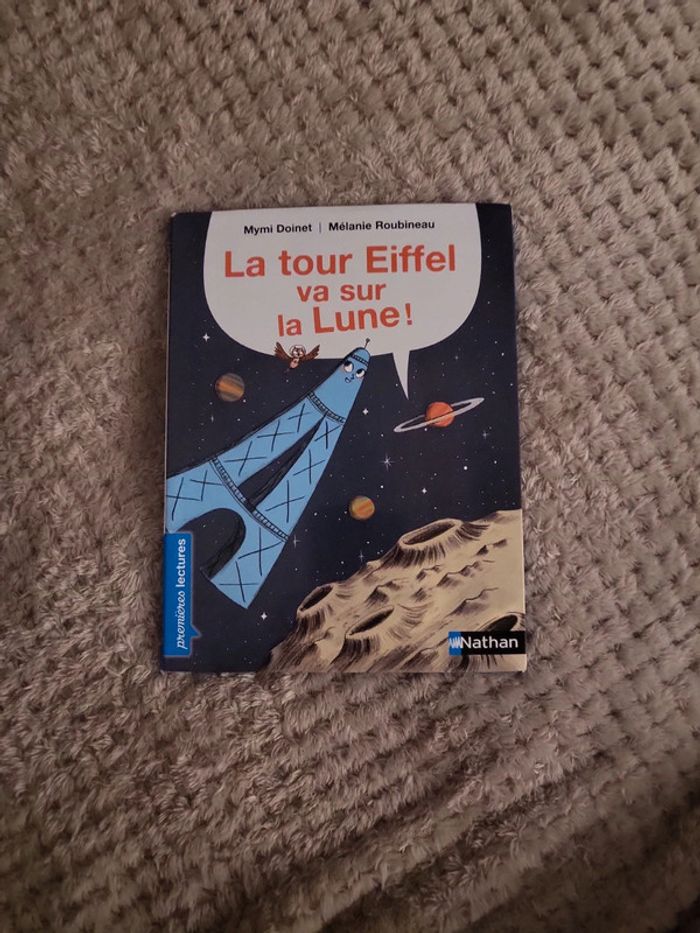 La tour eiffel va sur la lune