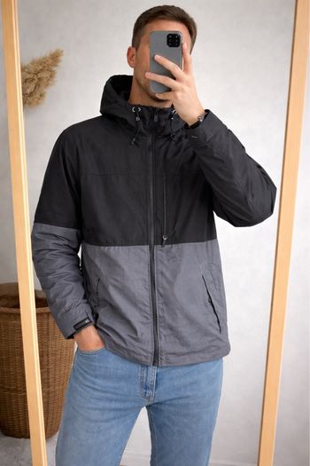 Doudoune à Capuche Quechua Imperméable