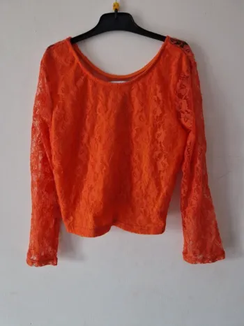 Tee shirt orange