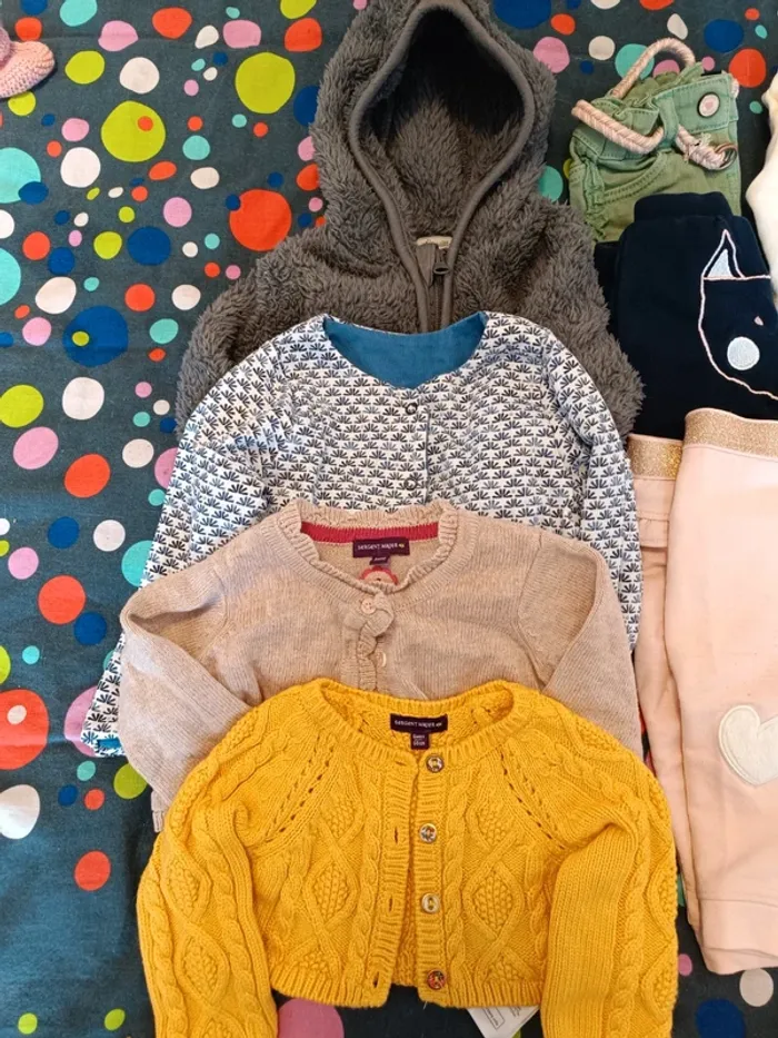 Lot vêtements fille 6 mois - photo numéro 2
