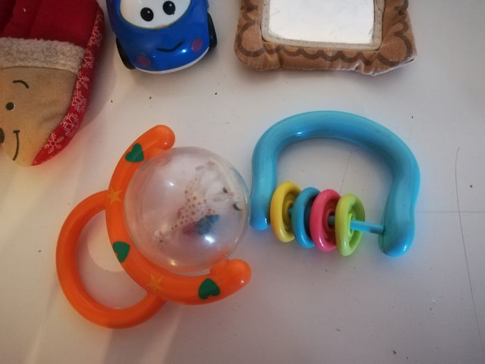 Lot de jouets - photo numéro 4