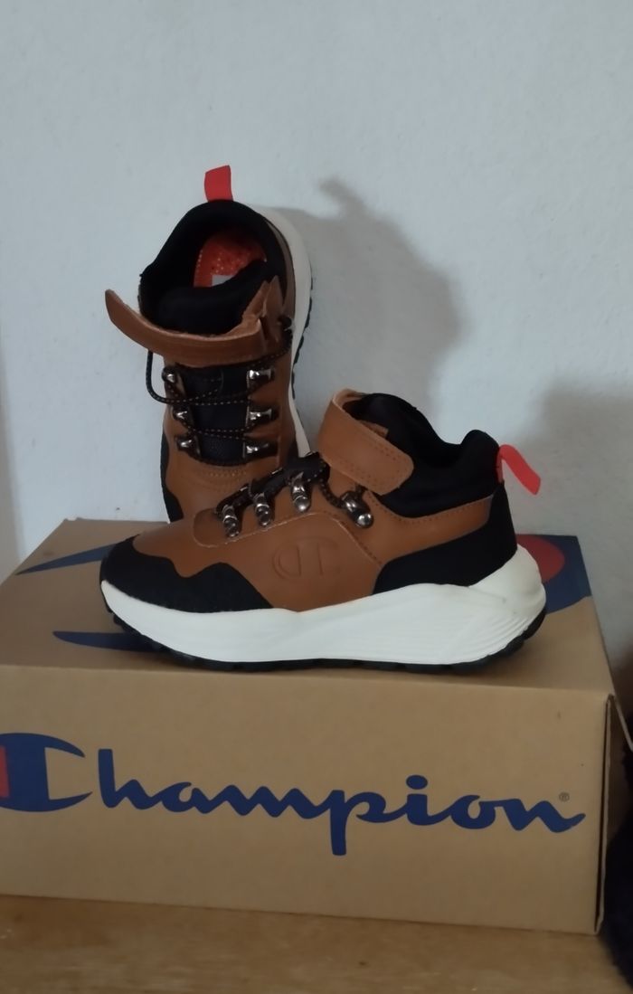 Chaussures Champion neuve enfant - photo numéro 4