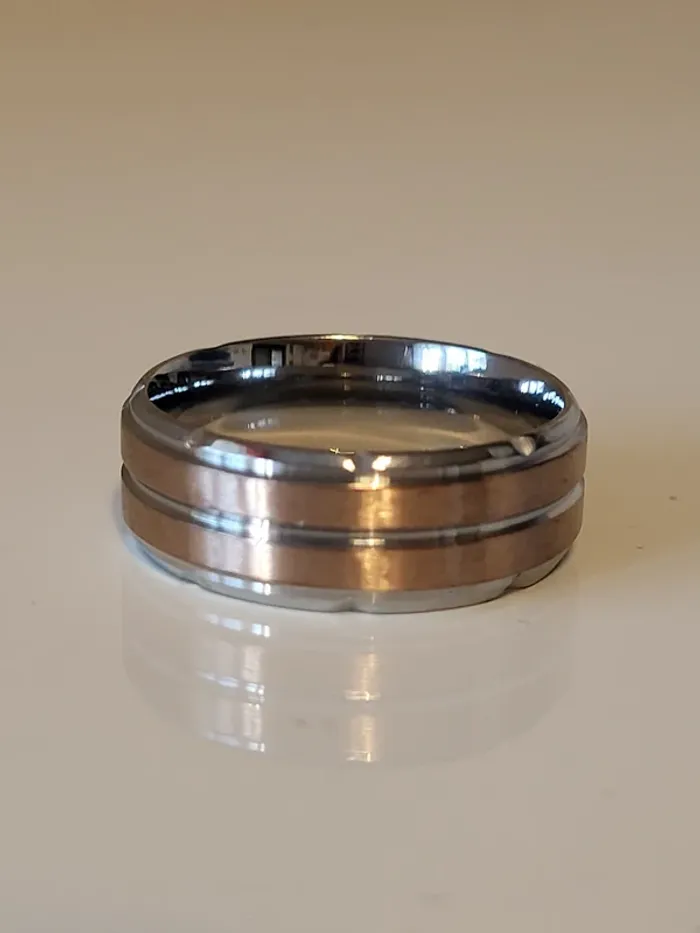 Bague homme en acier inoxydable bicolore avec strass - photo numéro 2