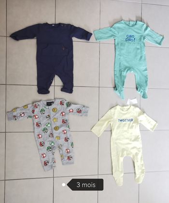 Lot pyjamas 3 mois
