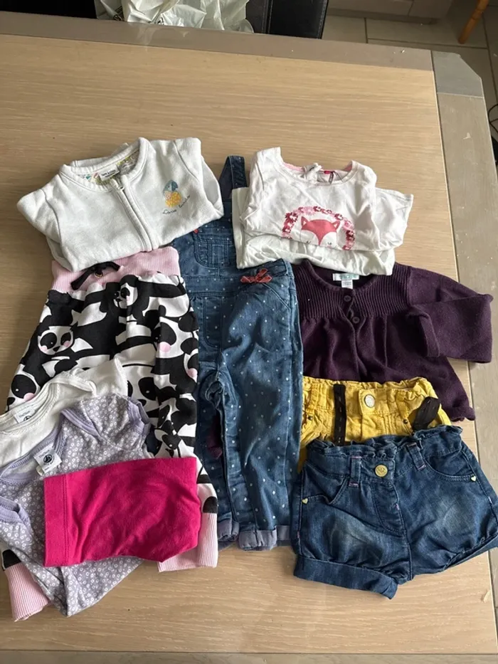 Lot fille 12 mois