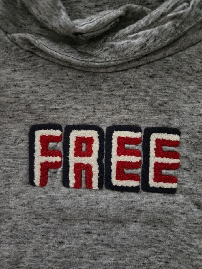 Pull / sweat free Okaïdi 4ans - photo numéro 3