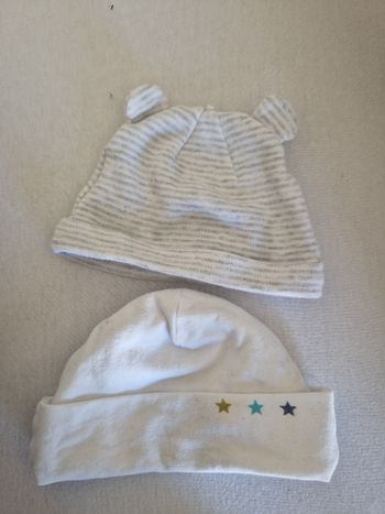 2 bonnets naissance