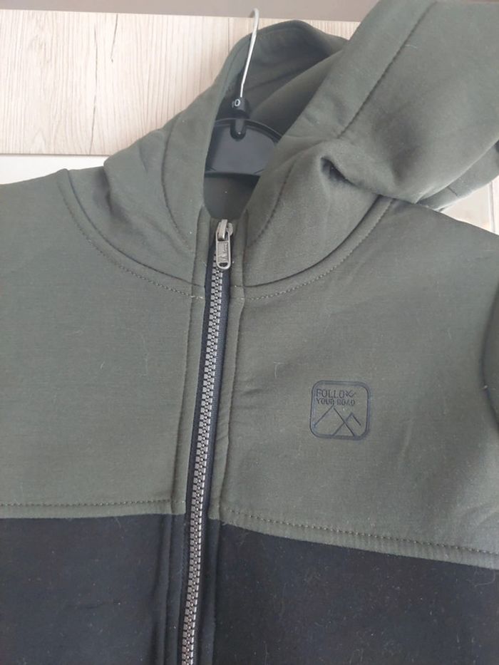 Veste zippée garçon 5 ans - photo numéro 2