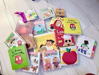 16 livres tout petit bébé 