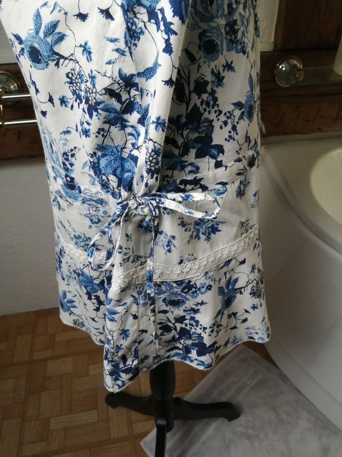 tunique / haut long léger avec des fleurs - photo numéro 3