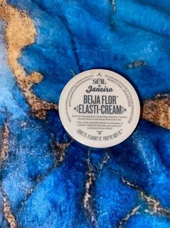 Crème corps parfumée senteur 68  Sol de Janeiro 75 ml