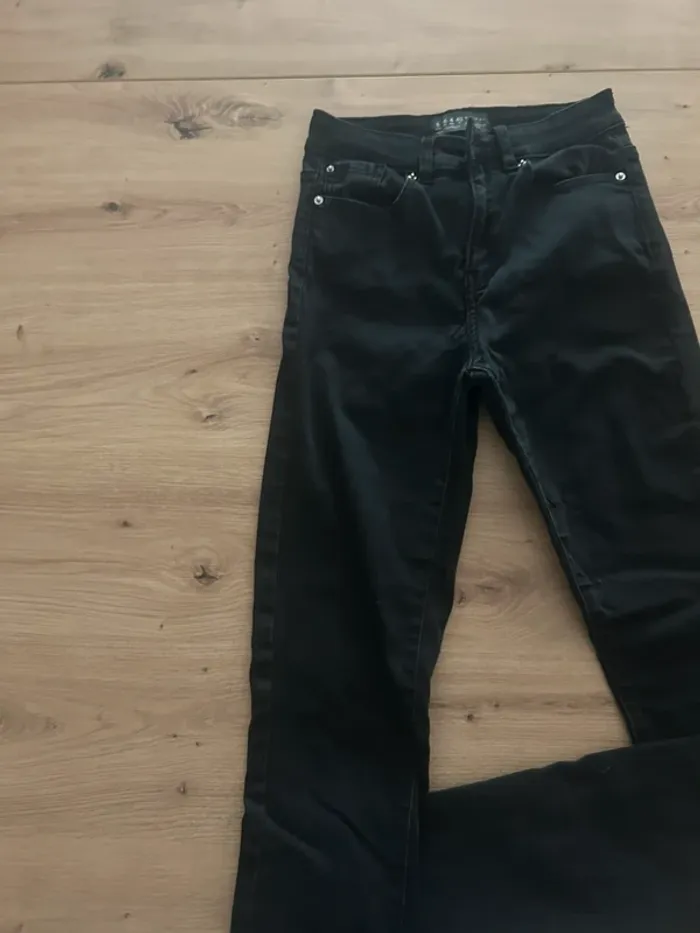 Jeans femme - photo numéro 2