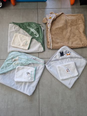 Lot cape de bain bébé 