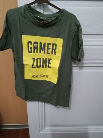 Tee-shirt Gémo kaki et jaune