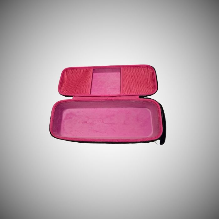 Malette / ​Étui de Rangement / Trousse de Voyage Rigide – Noir & Intérieur Rose – Lisseur, Brosse GHD – Amazon – Neuf, sans étiquette