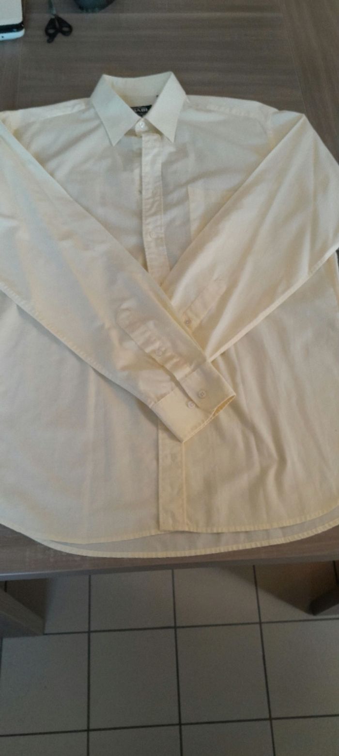 Chemise à longue manche jaune