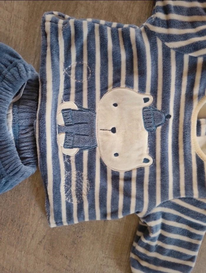 Pyjama 2 pièces bébé 1mois - photo numéro 3