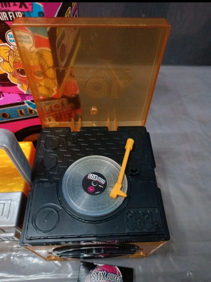 Lot de 3 Lol Surprise remix hairflip et pets - photo numéro 19