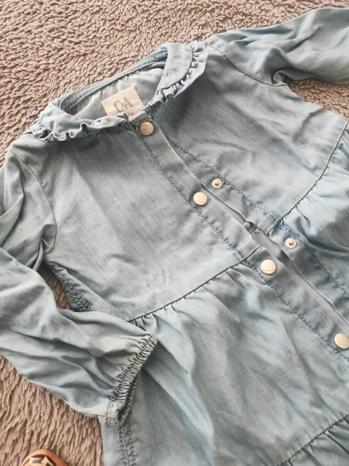 Robe en jean C&A 6-9 mois - photo numéro 2