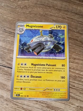 Carte pokémon "Magnézone"