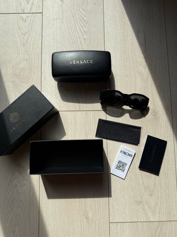 Lunette de soleil  Versace médusa biggie 