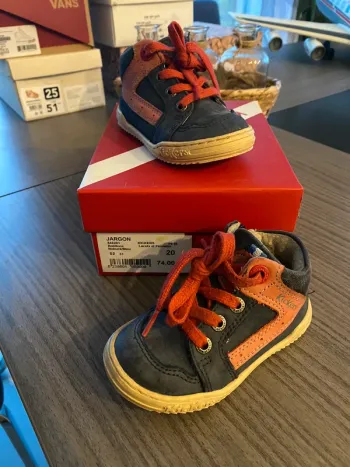 Kickers