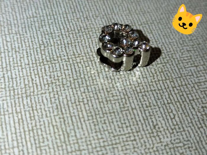 Pendentif argenté brillant - photo numéro 2