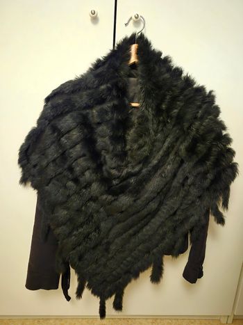 Cape fausse fourrure