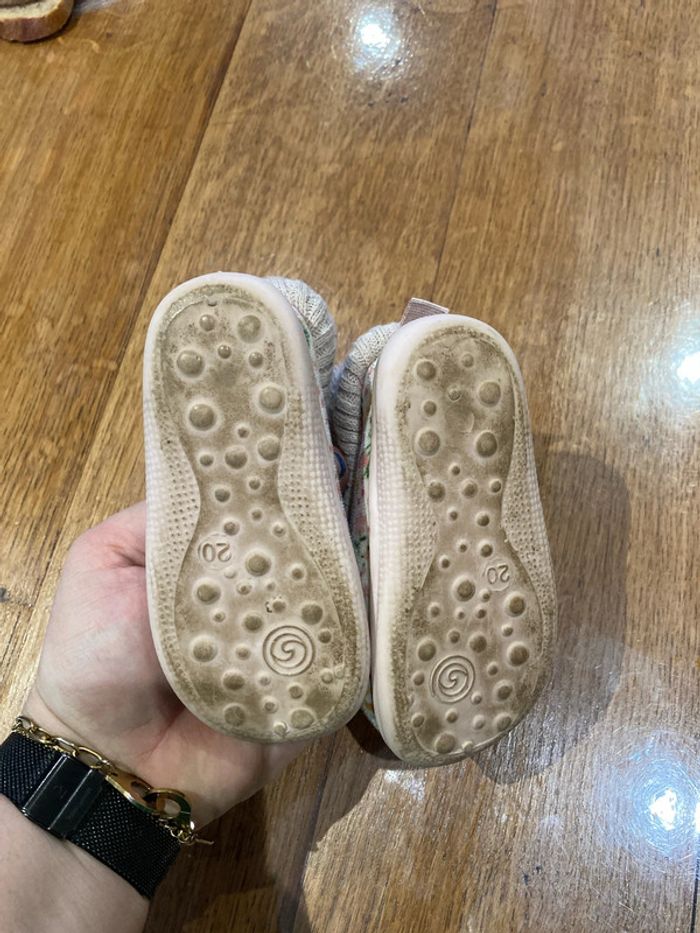 Chaussons a fleurs - photo numéro 4