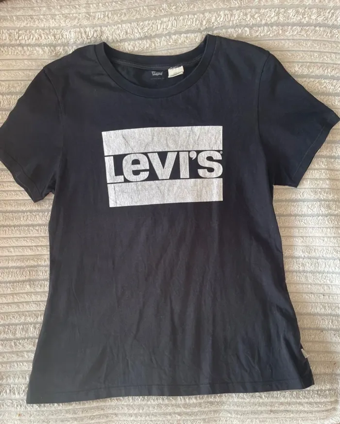 T shirt levi’s femme taille L