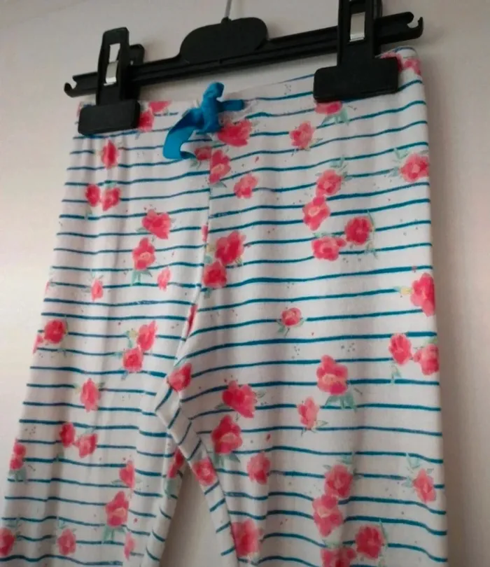 (c) Legging fleurie Petit Bateau 2ans - photo numéro 2