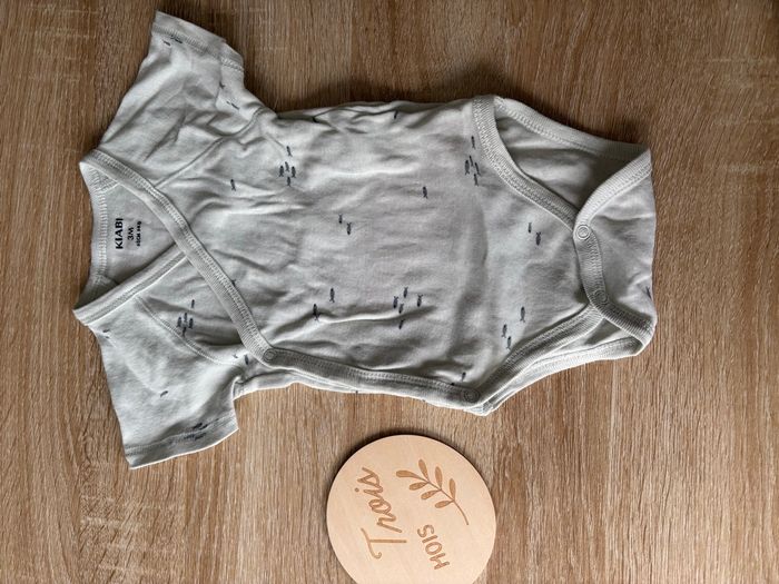 3 bodies 3 mois - photo numéro 4