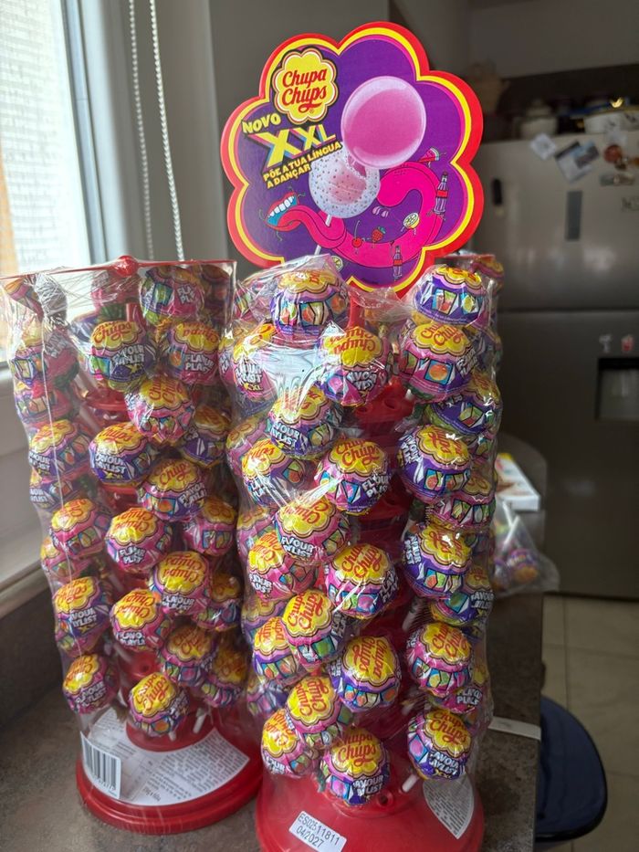 Présentoir de 60 sucettes XXL - photo numéro 2