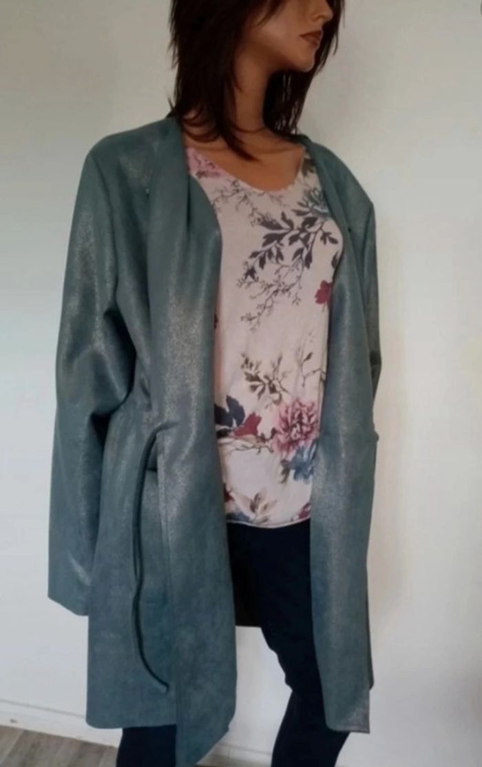 Superbe veste en suédine TG2 italienne - photo numéro 2