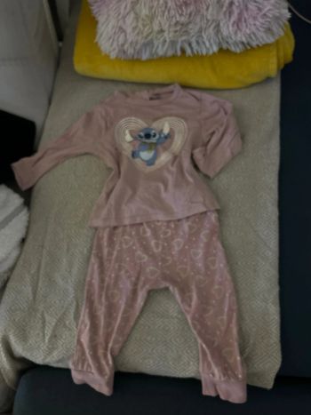 Pyjama 2 pièce stitch 18mois