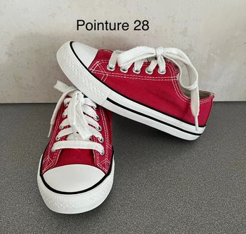 Baskets à lacets style « converse » pointure 28 Tex