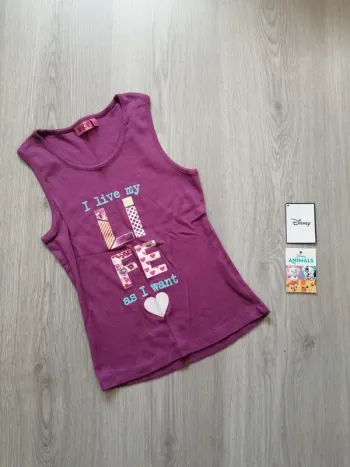 Débardeur violet à message avec motifs / kiabi / (6ans)