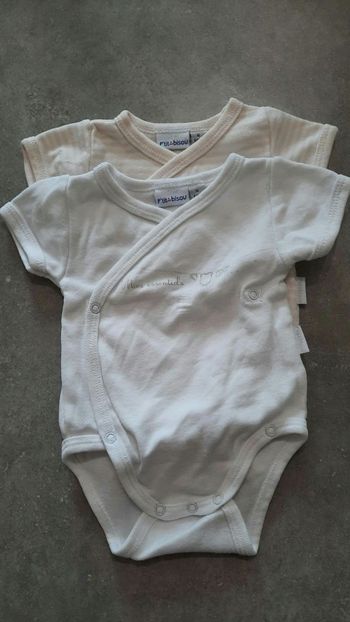 Lot de 2 bodies naissance
