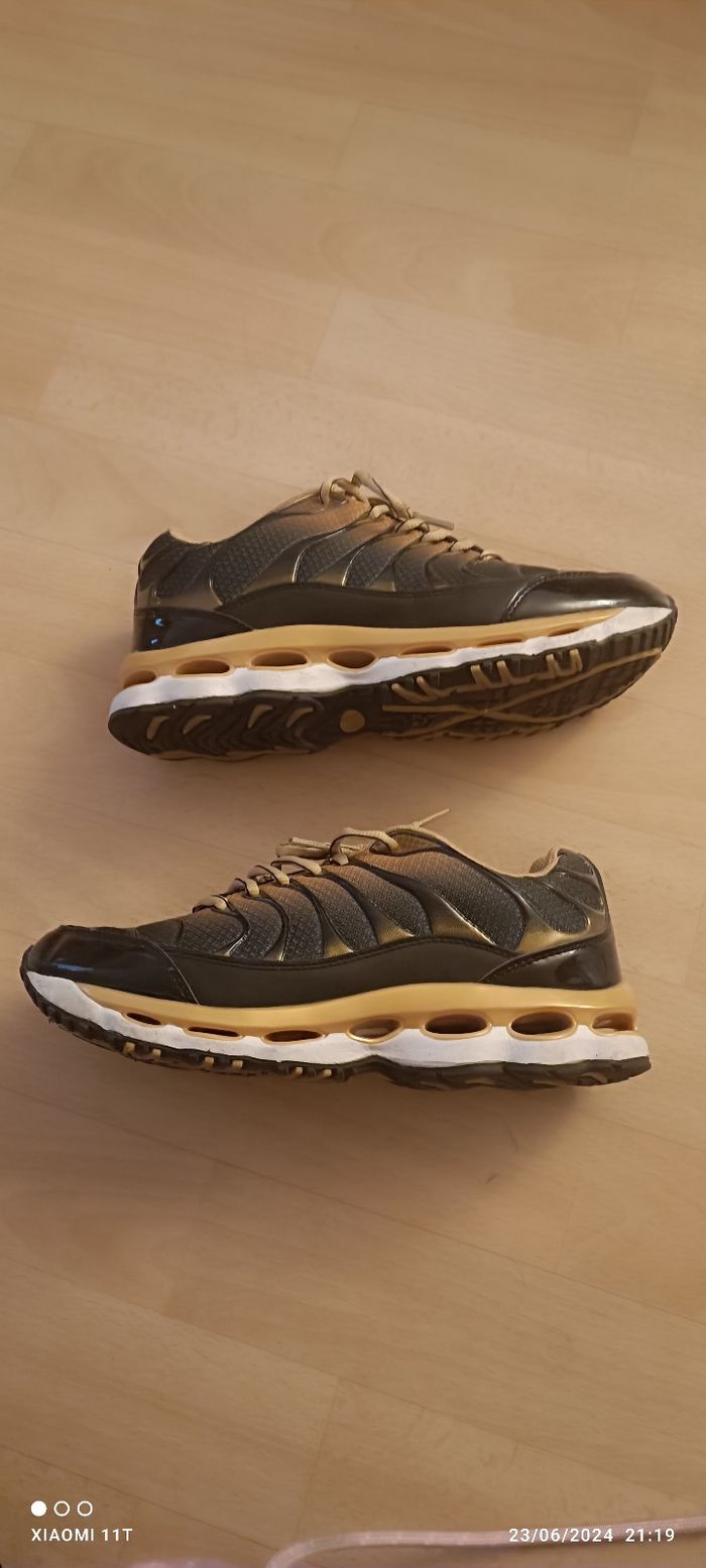 Basket garçon pointure 40 - photo numéro 2