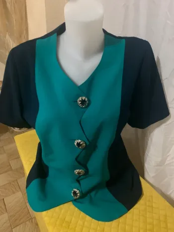Blazer vintage taille 42-44 manches courtes très bon état made in France