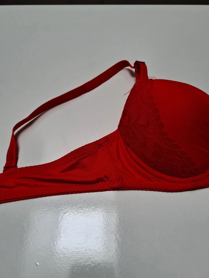 Soutien gorge - photo numéro 3