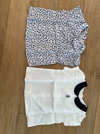 Vend lot de 2 blouses manches courtes jacadi 6 mois neuf sans étiquette