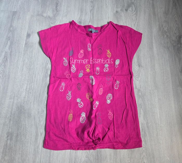 🌸 T-shirt avec motif neuf 12 ans 🌸
