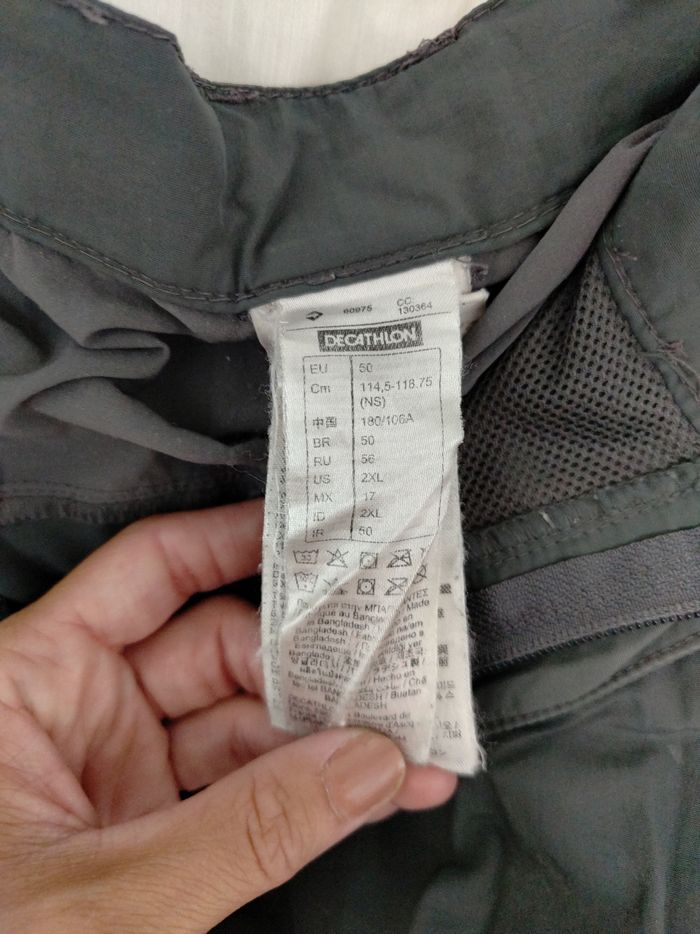 Short gris Decathlon - photo numéro 4