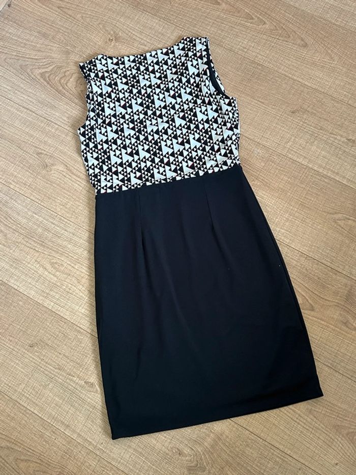 Robe noire et blanche sans manches Esprit taille française S jamais portée - photo numéro 12