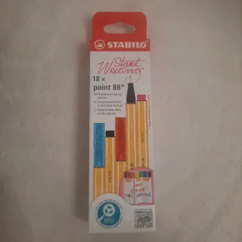 18 stylo feutre point 88 stabilo neuf