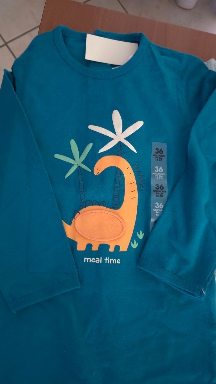 NEUFS (non portés)!!! 🏷🏷🏷💙🥰🤩 superbe lot pyjamas et bodies 36 mois garçon 🤩🥰💙 - photo numéro 6