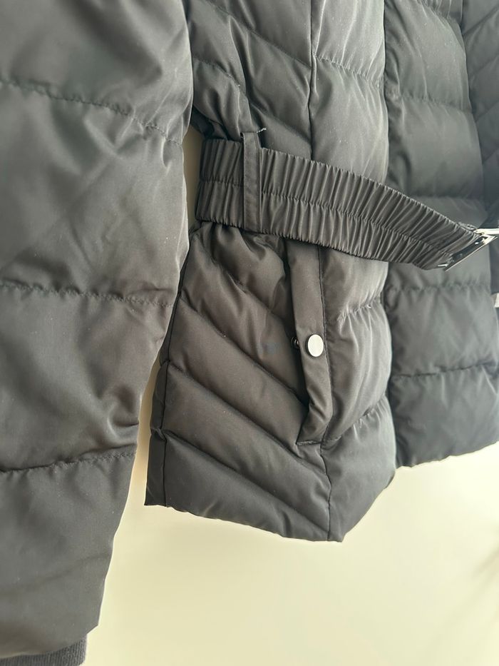 Veste matelassée , doudoune noire C&A avec ceinture, taille M - photo numéro 3
