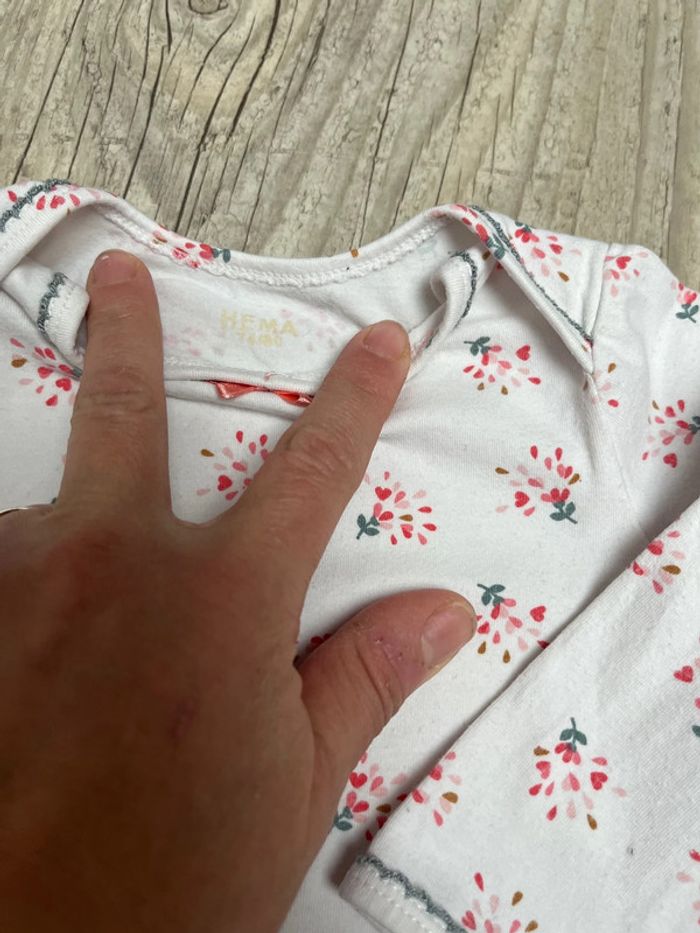 Lot de 2 body taille 12 mois - photo numéro 2